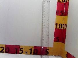 REGLA 20CM TRANSPARENTE ATHAND (228802/145-2/137-2)